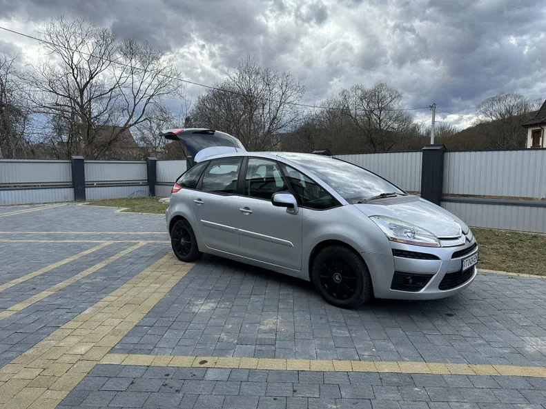 Citroen C4 Picasso 2009 - 24