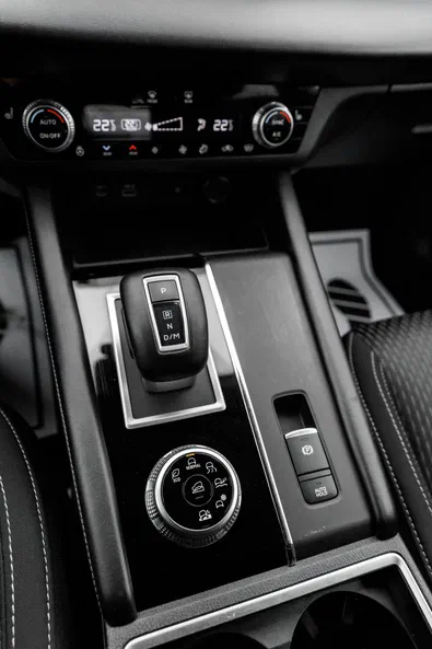 Mitsubishi Outlander 2021 - 9