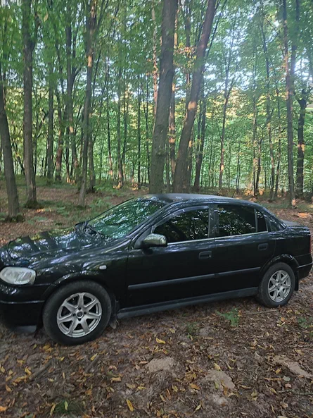 Opel Astra 2006 - 10