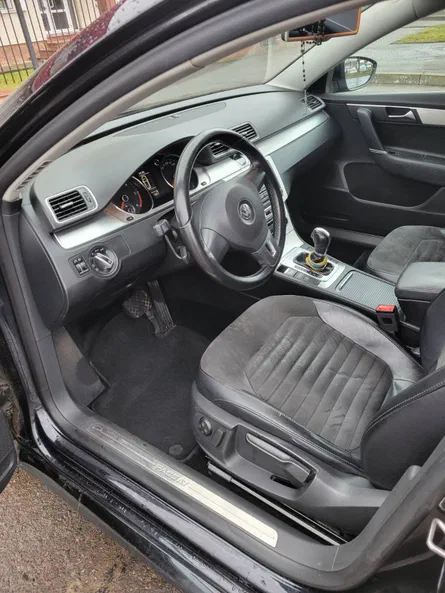 Volkswagen Passat 2011 - 5