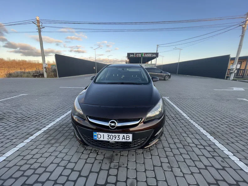 Opel Astra 2015