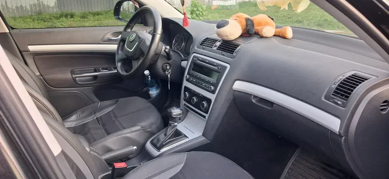 Skoda Octavia 2010 - 7