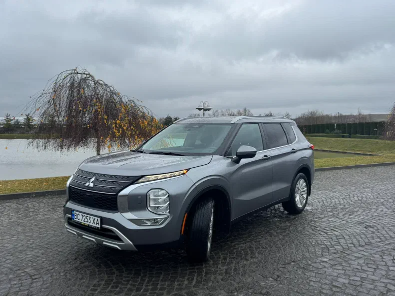 Mitsubishi Outlander 2021 - 38