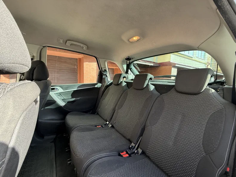 Citroen C4 Picasso 2009 - 17