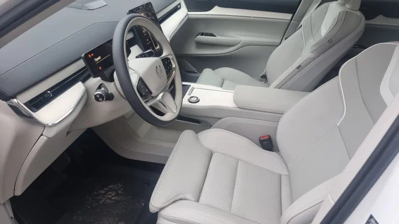 Volvo EX90 2025 - 14