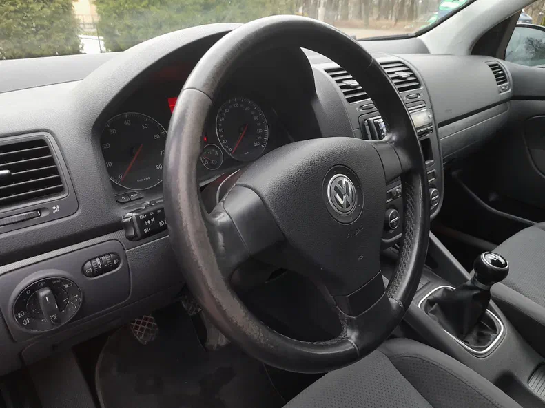 Volkswagen Golf 2006 - 19
