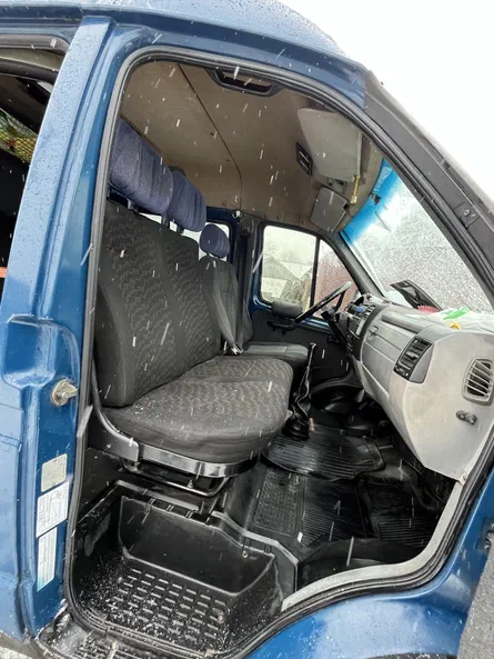 ГАЗ 2705 2005 - 10