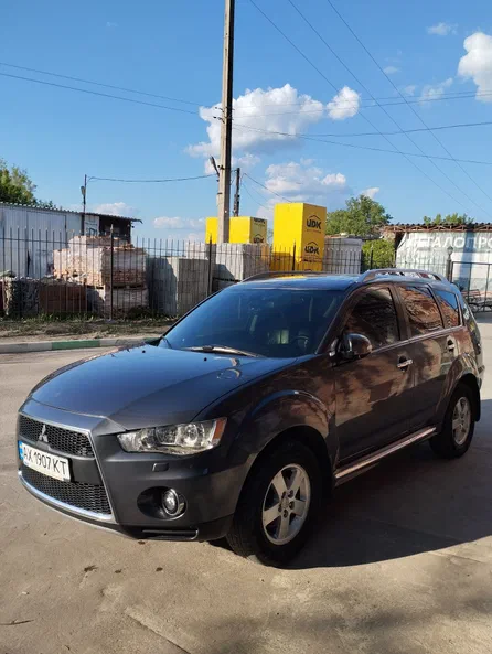 Mitsubishi Outlander 2010
