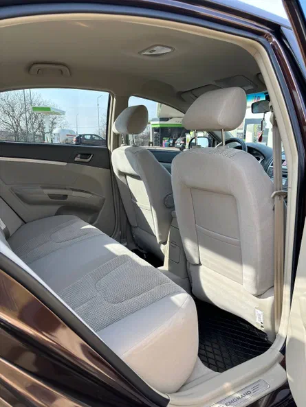 Geely Emgrand EC7 2011 - 13