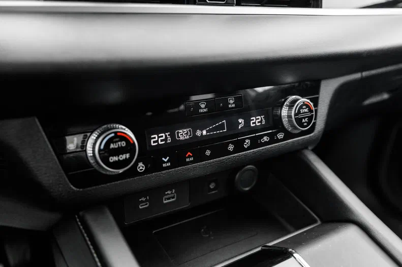 Mitsubishi Outlander 2021 - 11