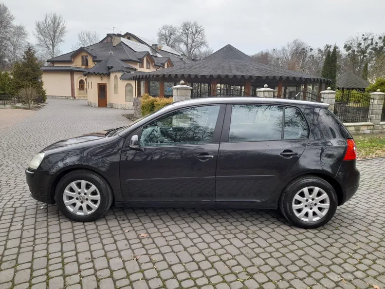 Volkswagen Golf 2006 - 7