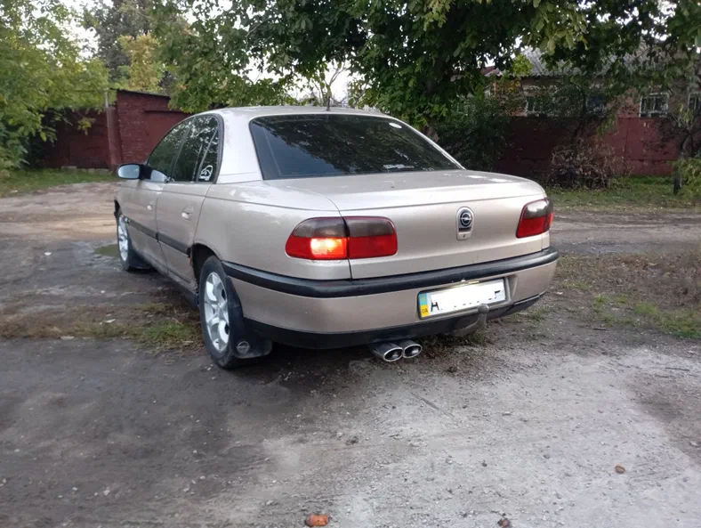 Opel Omega 1998