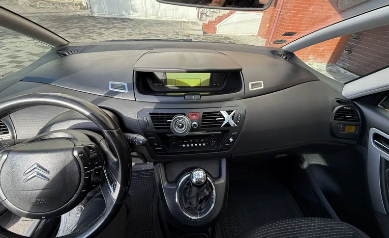 Citroen C4 Picasso 2009 - 12