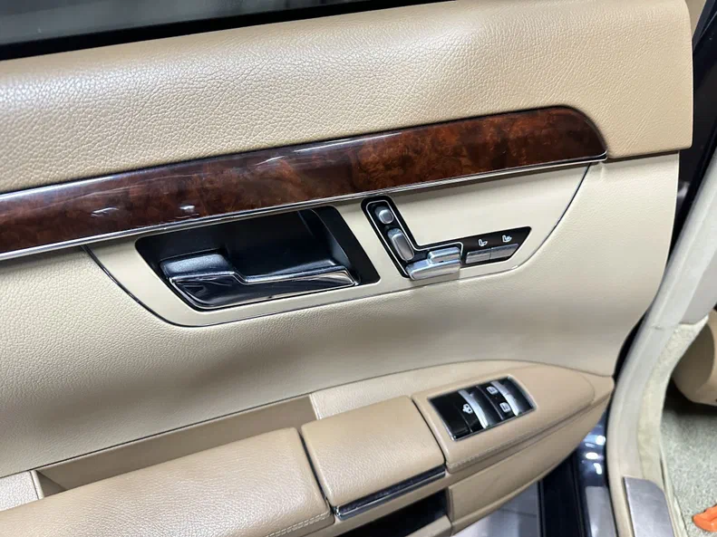 Mercedes-Benz S-Клас 2009 - 25