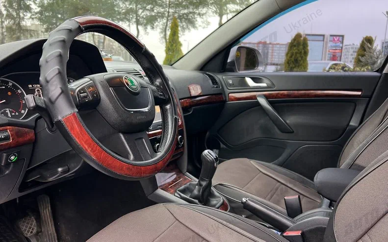 Skoda Octavia 2011 - 11