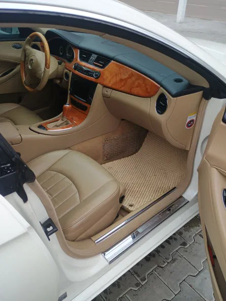 Mercedes-Benz CLS 2005 - 6