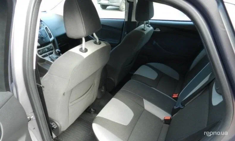 Ford Focus 2014 - 10