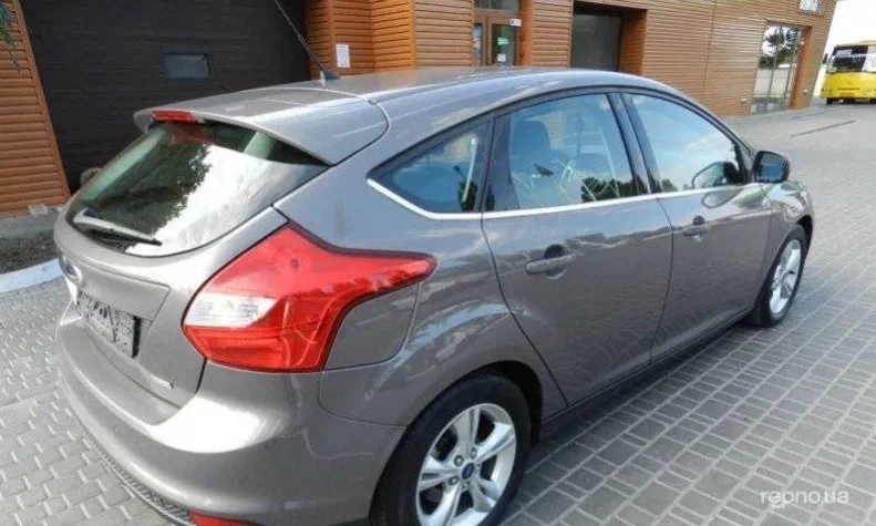 Ford Focus 2014 - 2