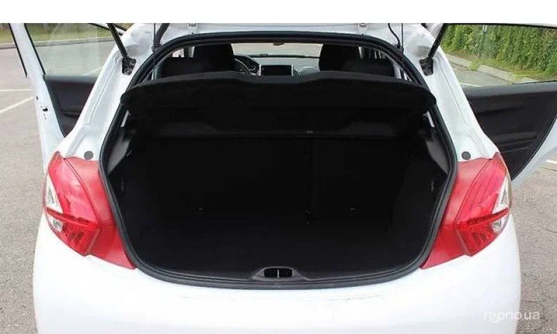 Peugeot 208 2013 - 1