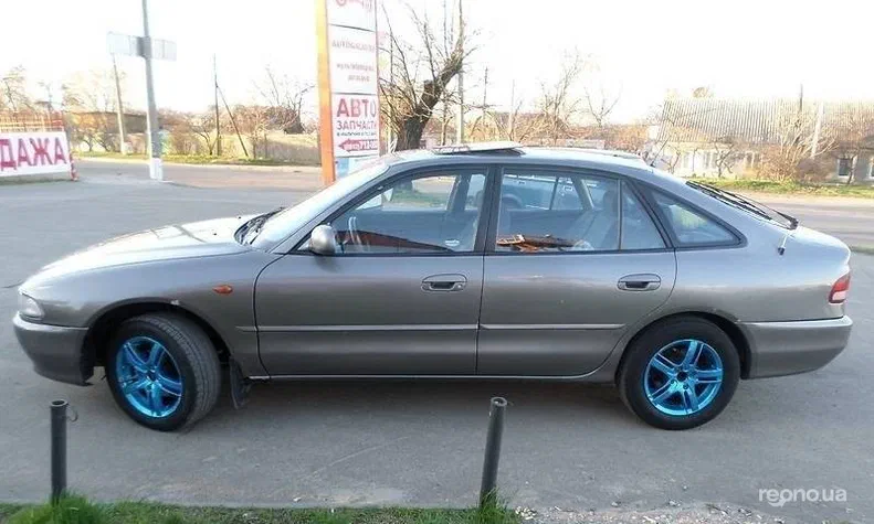 Mitsubishi Galant 1993 - 11