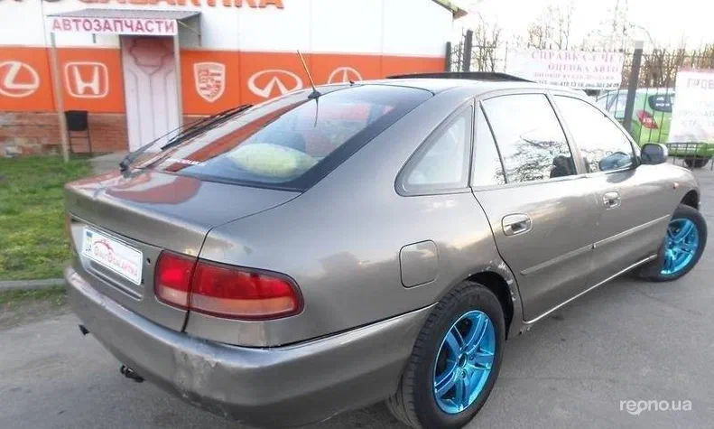 Mitsubishi Galant 1993 - 7