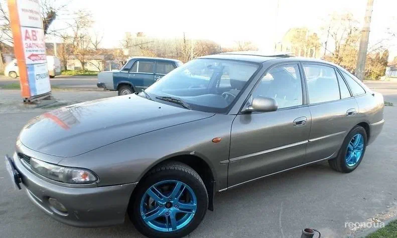 Mitsubishi Galant 1993 - 12