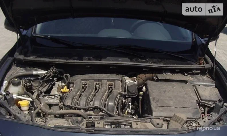 Renault Fluence 2011 - 10