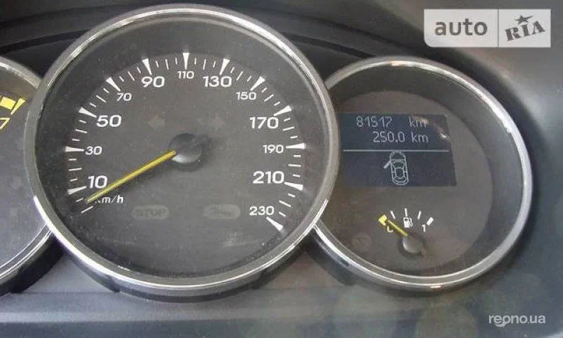 Renault Fluence 2011 - 3