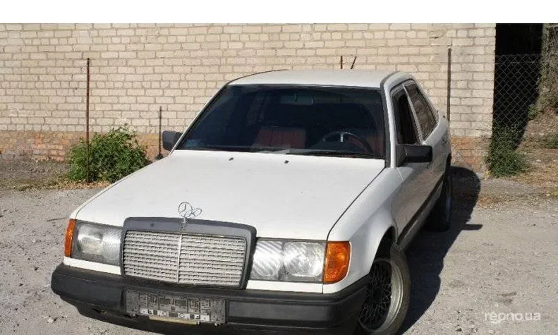 Mercedes-Benz E-Клас 1990 - 0