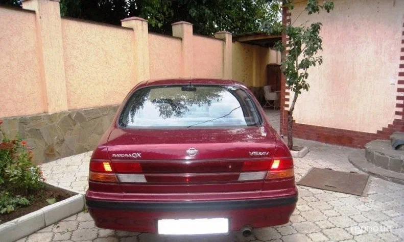 Nissan Maxima 1996 - 4