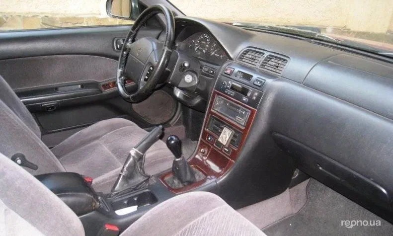 Nissan Maxima 1996 - 16