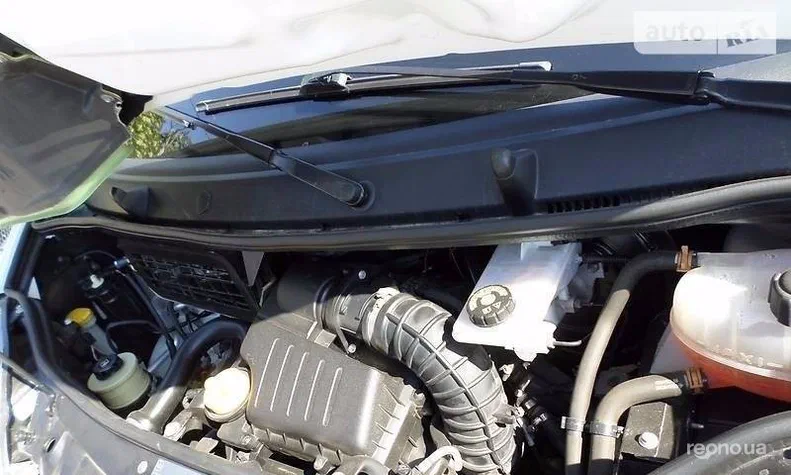 Opel Vivaro 2011 - 0