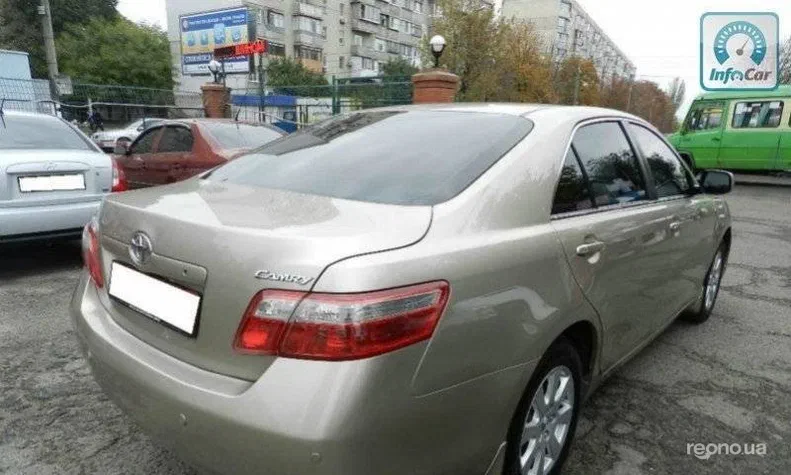 Toyota Camry 2009 - 5