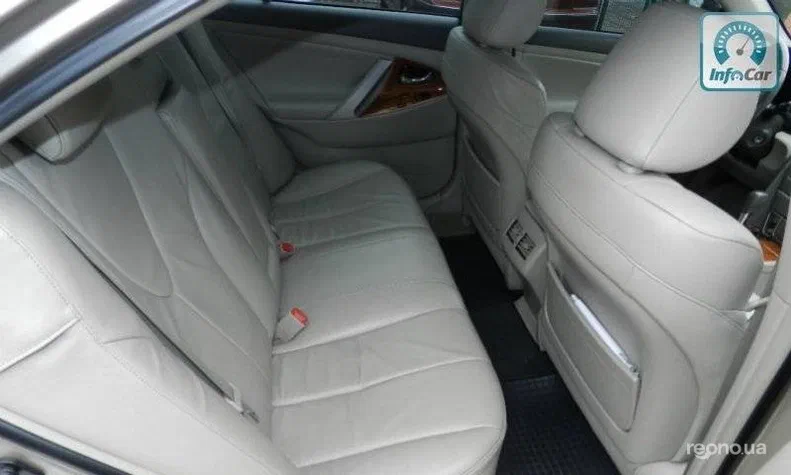 Toyota Camry 2009 - 8