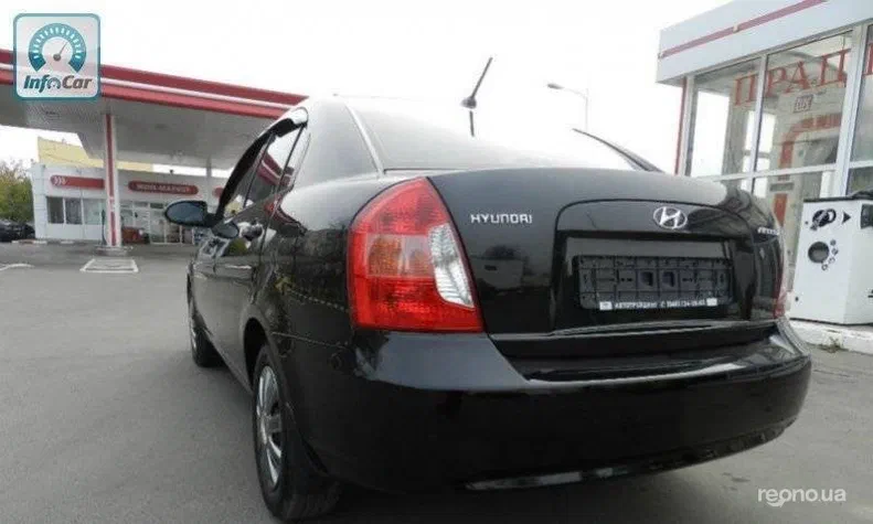 Hyundai Accent 2009 - 4