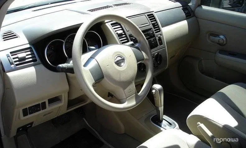 Nissan Tiida 2006 - 0