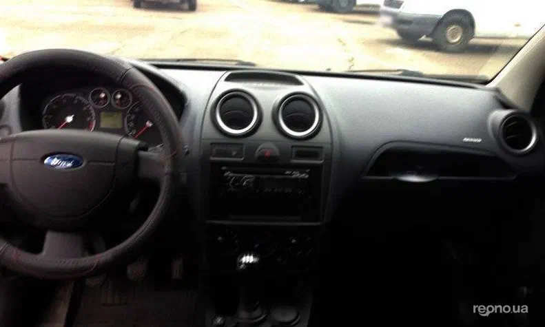 Ford Fiesta 2007 - 3
