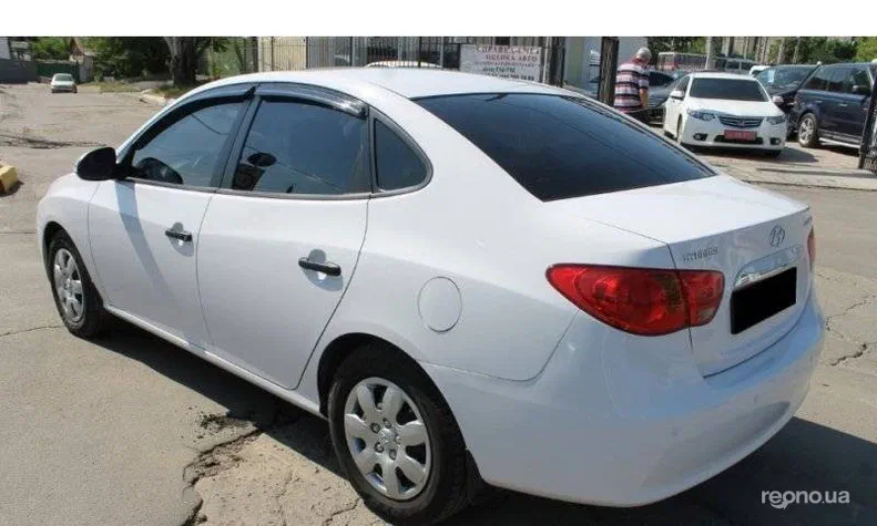 Hyundai Elantra 2011 - 13