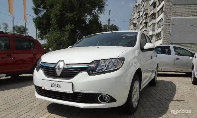 Renault Logan 2015 - 6