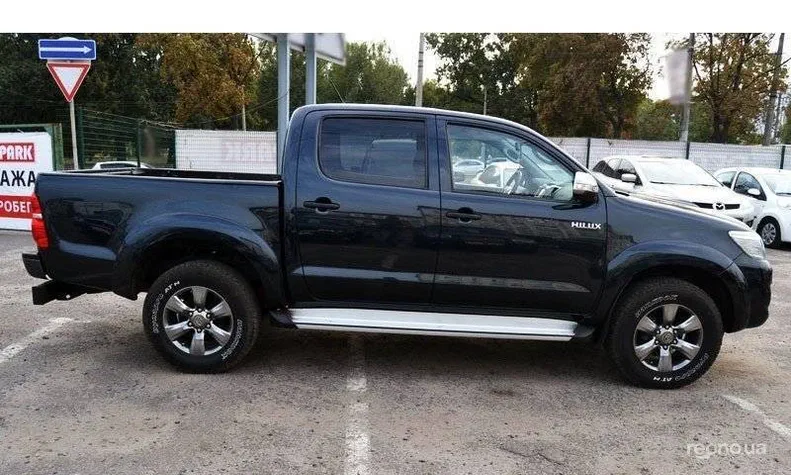Toyota Hilux 2012 - 15
