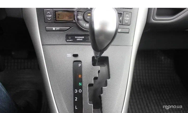 Toyota Auris 2012 - 5