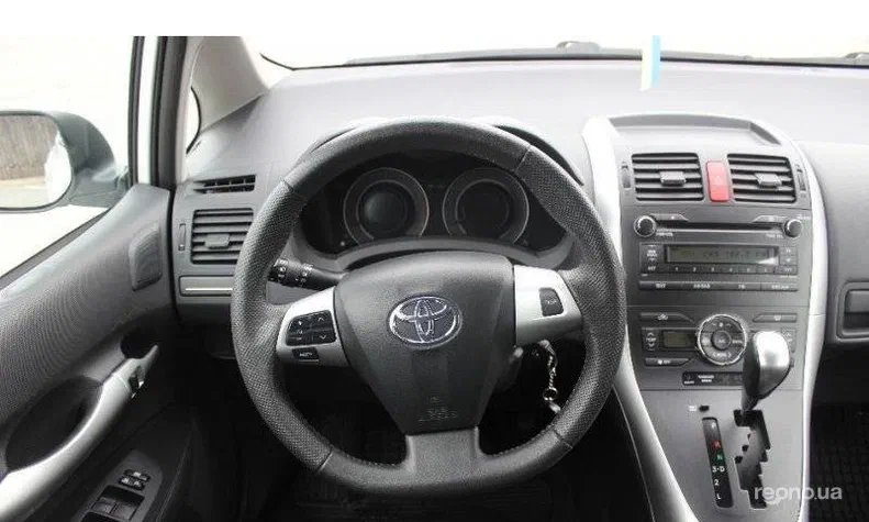 Toyota Auris 2012 - 24