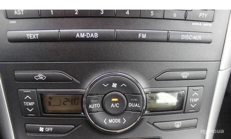 Toyota Auris 2012 - 2