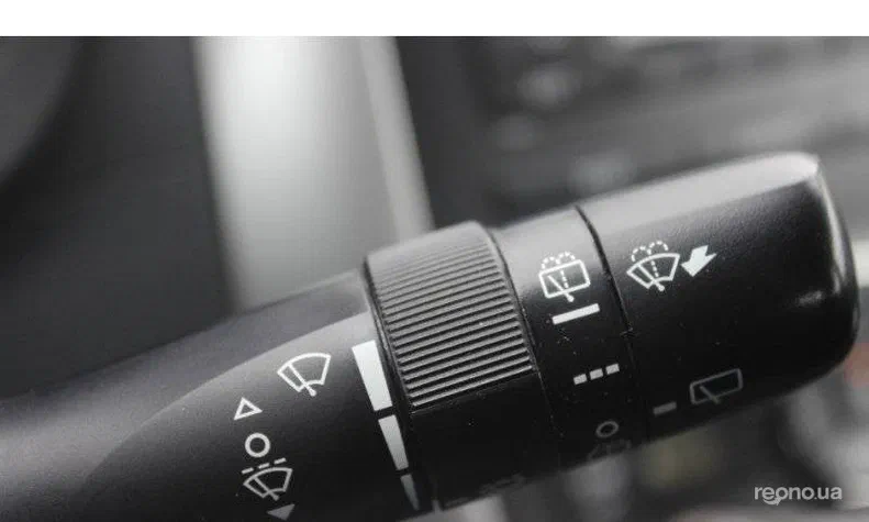 Toyota Auris 2012 - 7