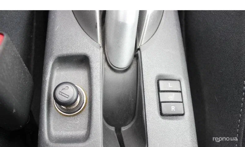 Toyota Auris 2012 - 6