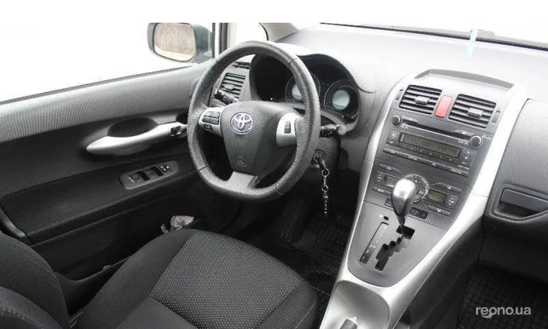 Toyota Auris 2012 - 25