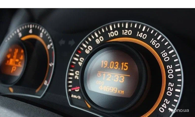 Toyota Auris 2012 - 9