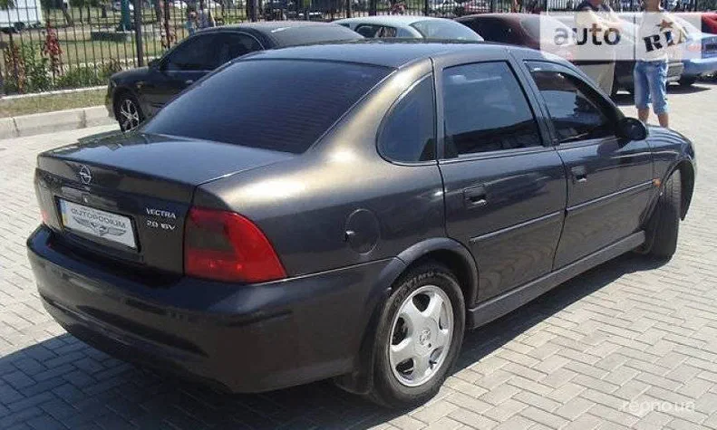 Opel Vectra 2000 - 5