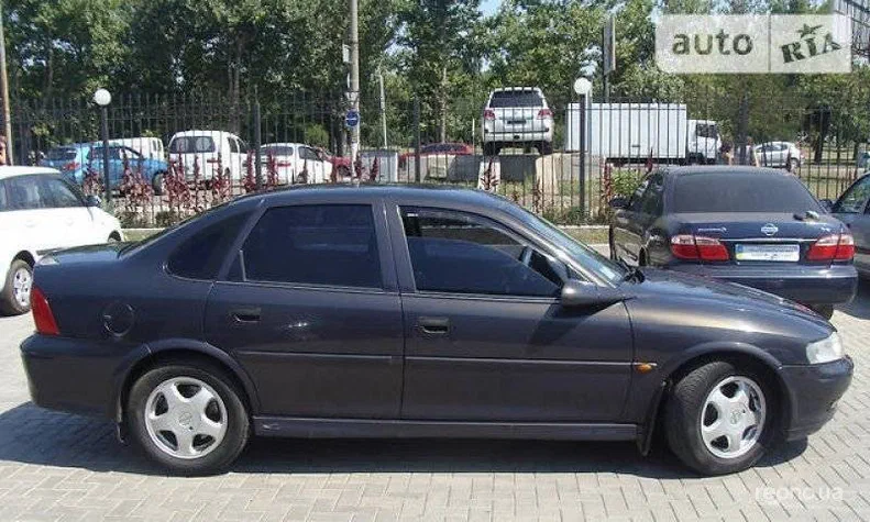 Opel Vectra 2000 - 4