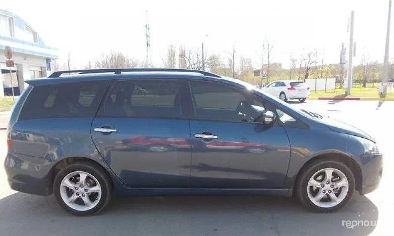 Mitsubishi Grandis 2007 - 3